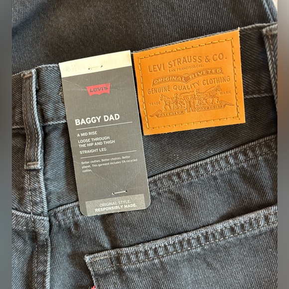 NWT Levi’s Baggy Dad Womens Jeans - Picture 9 of 15